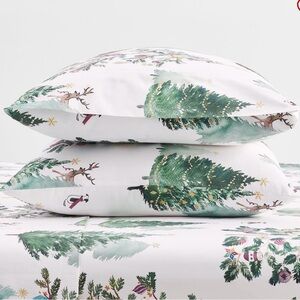 Pottery Barn Christmas In The Country Standard Pillowcases (2)